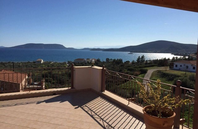 Immaculate 3-Bed House in Ermioni