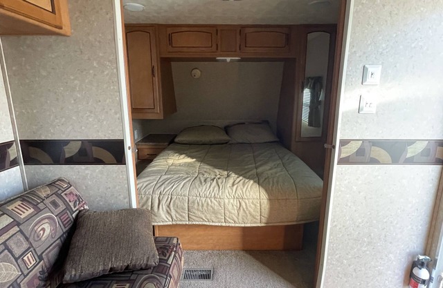 In G.B. For work? Tired of the motel scene?