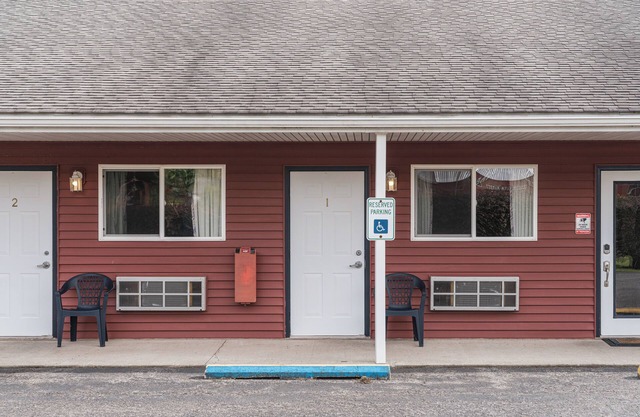 Inn at Octagon Acres