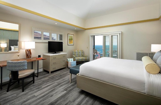 Inn at the Cove