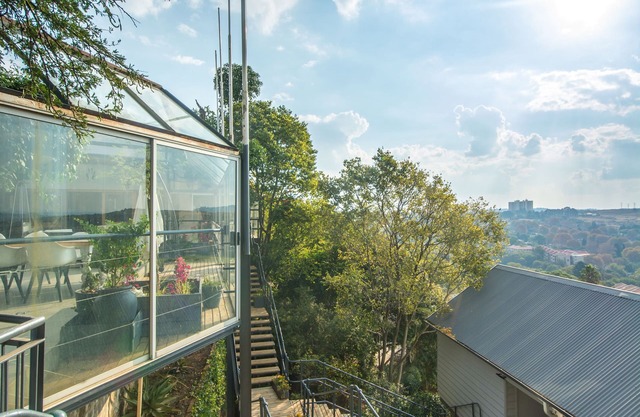 Inner City Retreat based in the bustling neighborhood of Melville Johannesburg.