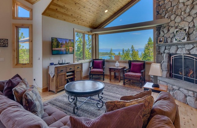 Inspiration Point - Lakeview - TLUXP