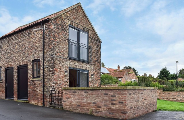 Intimate and inviting, this couples retreat is a cosy haven for two.