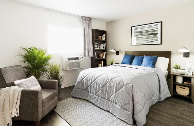 InTown Suites Extended Stay Cincinnati OH - Colerain