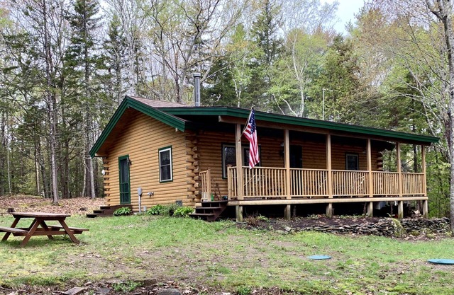 Island log home in Maine with ocean views