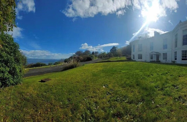 Isle of Bute House SeaView-Garden-PetsOK-FreeP