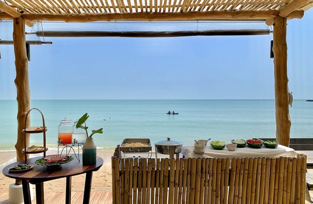 Issara Beach Resort Beachfront Zone