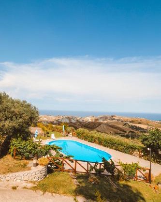 Calàmi - Villa Romeo - Private Apartments with Pool, Seaview & Olive Grove
