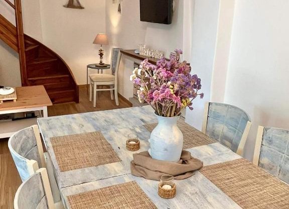 J&B Maisonette House
