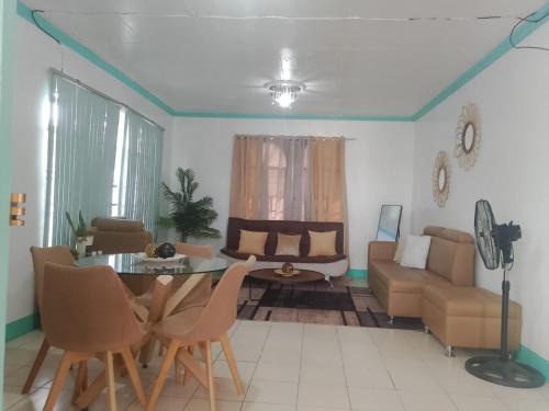 Jan Rey 3BR House Host Homes