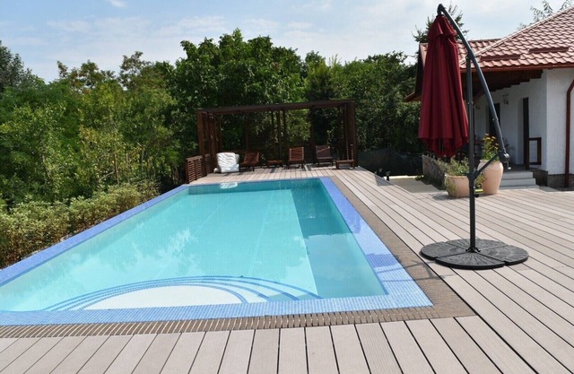 Jardine Hills Merlot Cottage