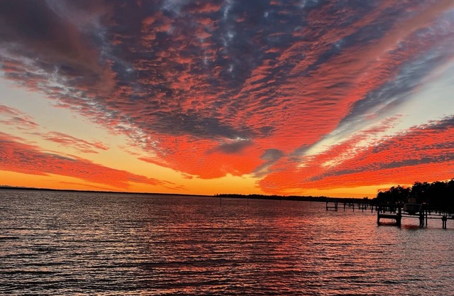 Jasmine Cottage is the perfect setting with breathtaking views!