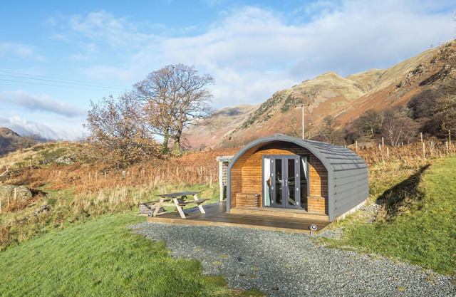 JENNY - CROSSGATE LUXURY GLAMPING, pet friendly in Glenridding
