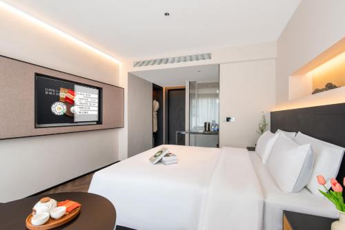 Jiayou Hotel