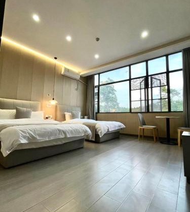 Jinyang Xinyi Hotel - Tianfu International Airport