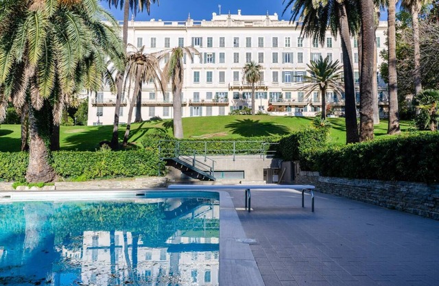 JOIVY Lovely Apt with Communal Pool in Nervi