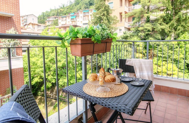 JOIVY Splendid Flat W/Terrace Near Lake Como