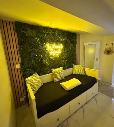 Jungle house,Arr autonome,Proche Aéroport & Gare