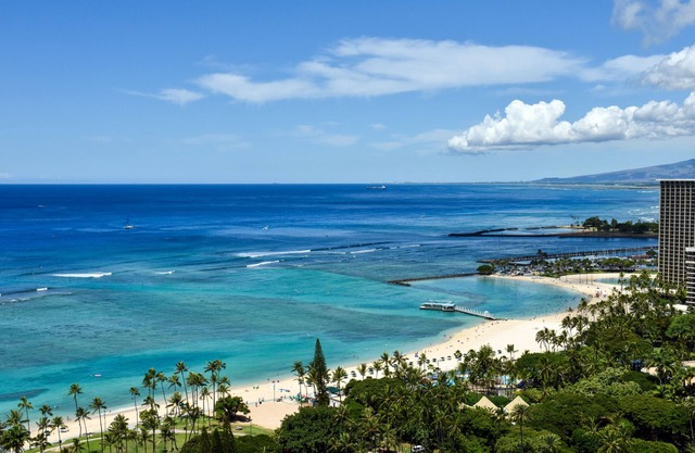 Ka Laʻi Waikiki Beach, LXR Hotels & Resorts