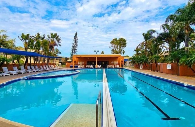 Kalbarri Riverview 10 | Two Storey | Waterfront | Family Apartment