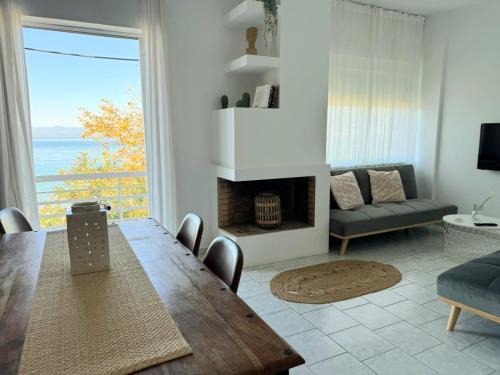 Kamari Apartments seafront