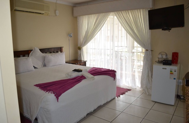 Kamogelo Guest House
