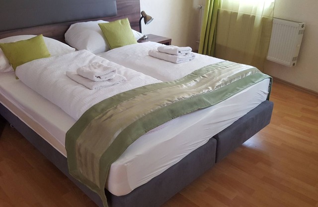 Kansakar Hotel