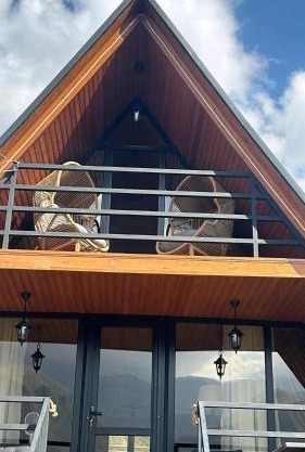 Kazbegi cottage kide- ყაზბეგში კოტეჯი კიდე