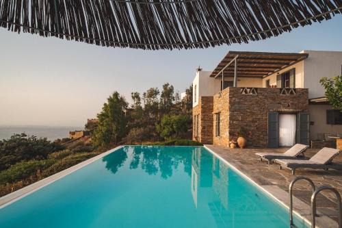 Kea Boho Luxury with Pool & Stunning Views