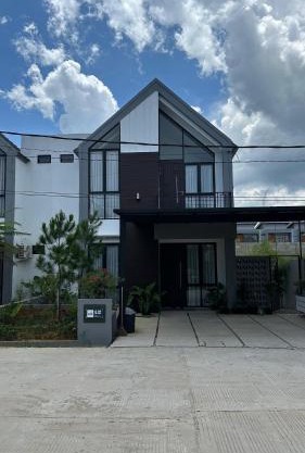 Kenari Guest House Singkawang