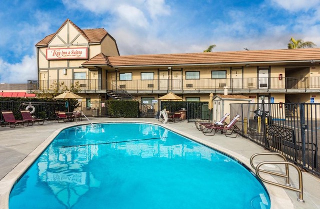 Key Inn and Suites