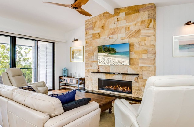 Kickenbach at Hyams Beach