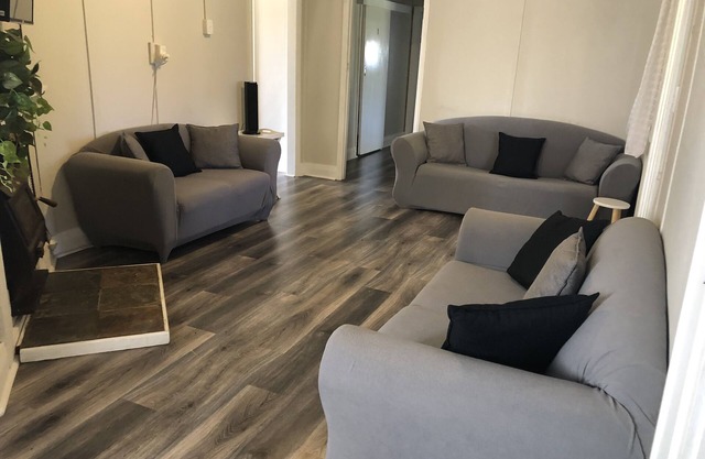 King of the Cross - Work, Holiday or Stop Overs