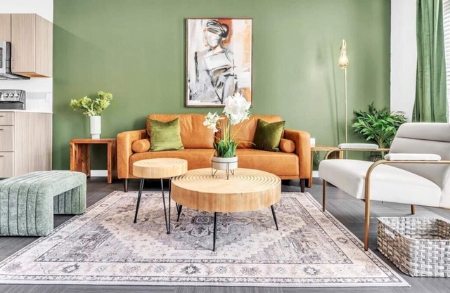 King|Pool|Gym|BBQ|Fitness|Dog Park|Game Room