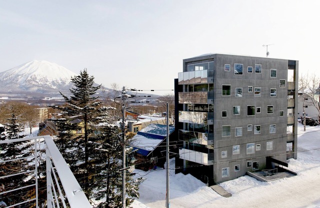 Kira Kira Suites by H2 Life