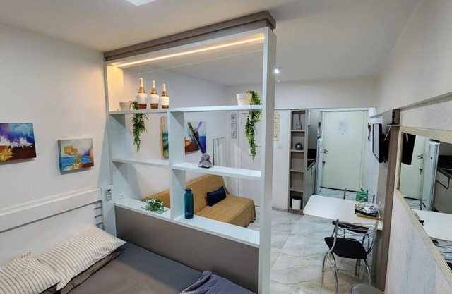 Kitchenette Centro Balneário Camboriú, 400m praia.