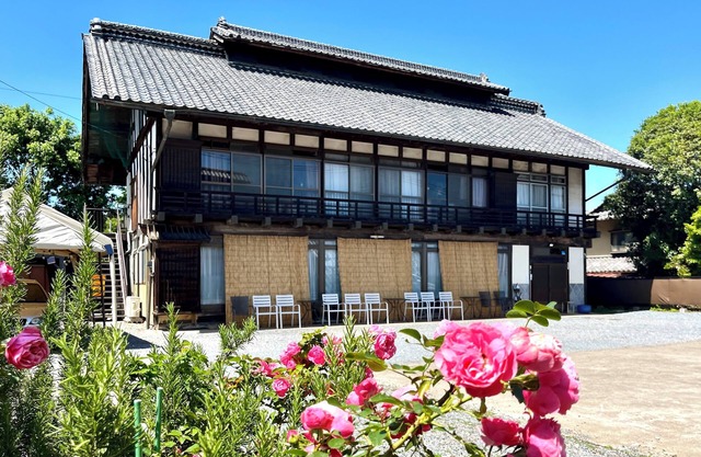 Kiyomizu House, silk heritage villa in castle town
