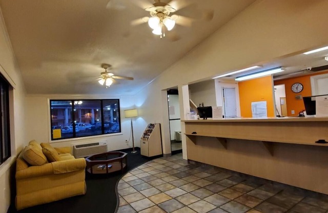 Knights Inn Florence