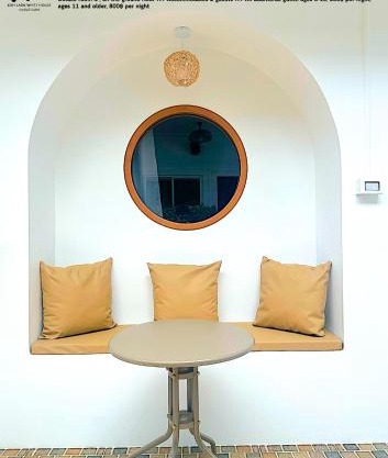 Koh Larn White House