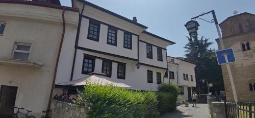 Krapche House