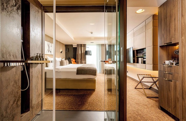 Kronwell Brasov Hotel