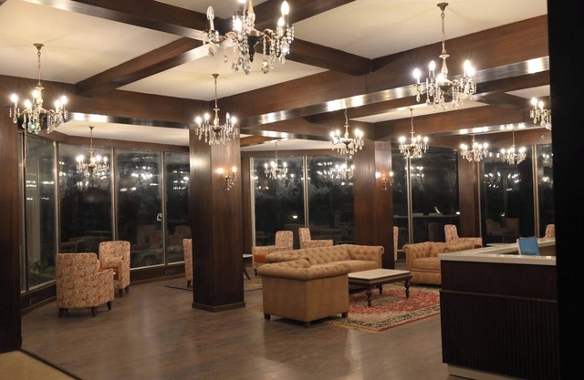 Kufri Heritage Resort & Spa