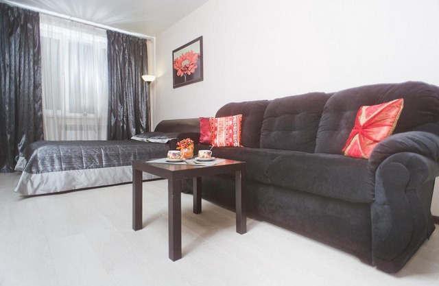 Kvartirny complex on Bakunina