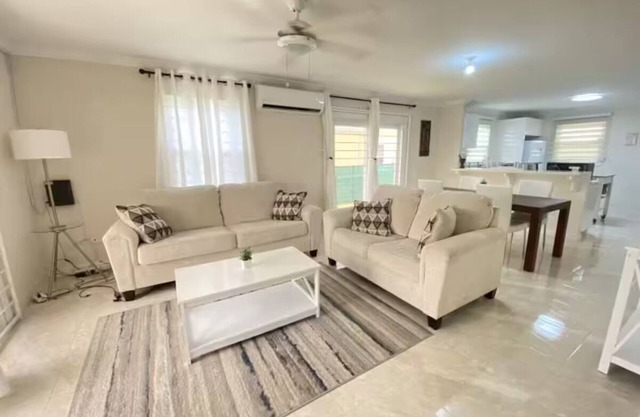 l'Abode Gris - Modern 3br/2ba Vacation Rental in Barbados