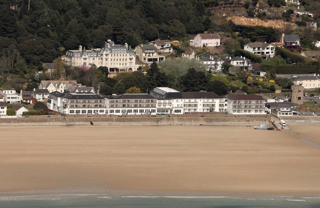 L'Horizon Beach Hotel & Spa
