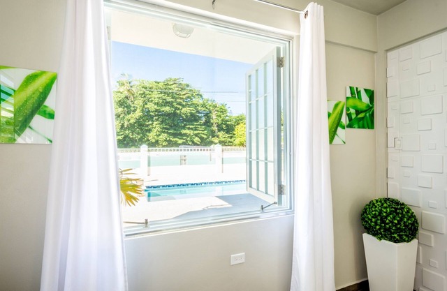 La Casa Hamaca | Beach | Sleeps 5 | Pool | Parking