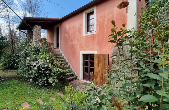 La Casetta - Rose Cottage in Tuscany