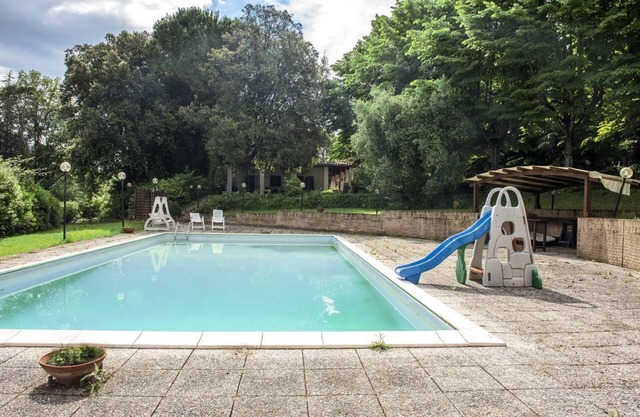 La Colombara - Offagna, wonderful villa with private swimming pool