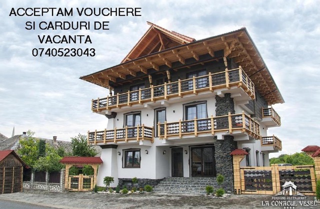 La Conacul Vesel Săpânța