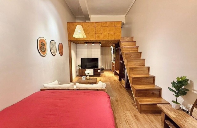 La Gallia - Super Location-Strong Wifi-Netflix-Hot Tub-Free Laundry